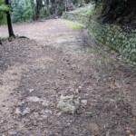 Attention aux rochers !