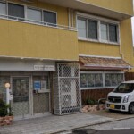 Le studio 2 de Kyoto Animation o9. Notez les affiches pour le film Violet Evergarden