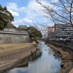 La zone autour du château a pas mal de charmes