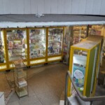 L'entrée du Mandarake Lala (avec des bouteilles habilement cachées)