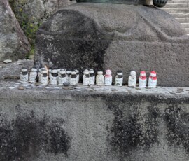 On retrouve ces figurines au sommet !