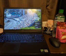 Je vais pas laisser le décalage horaire m'empêcher de regarder les qualifs du GP de Monaco, hein !