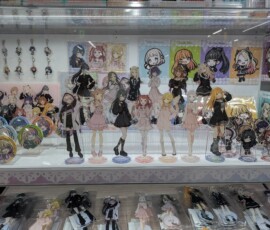 Toujours pas mal de Gakuen au Bic Camera