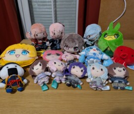 Les peluches achetées, ptite thématique mascotte & Nightcord
